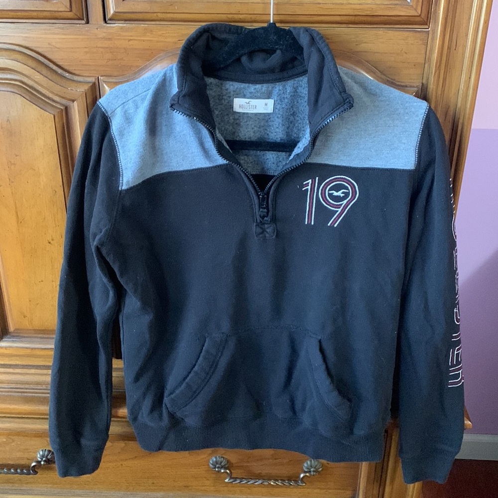 Hollister Black and Gray Quarter Zip, Size M